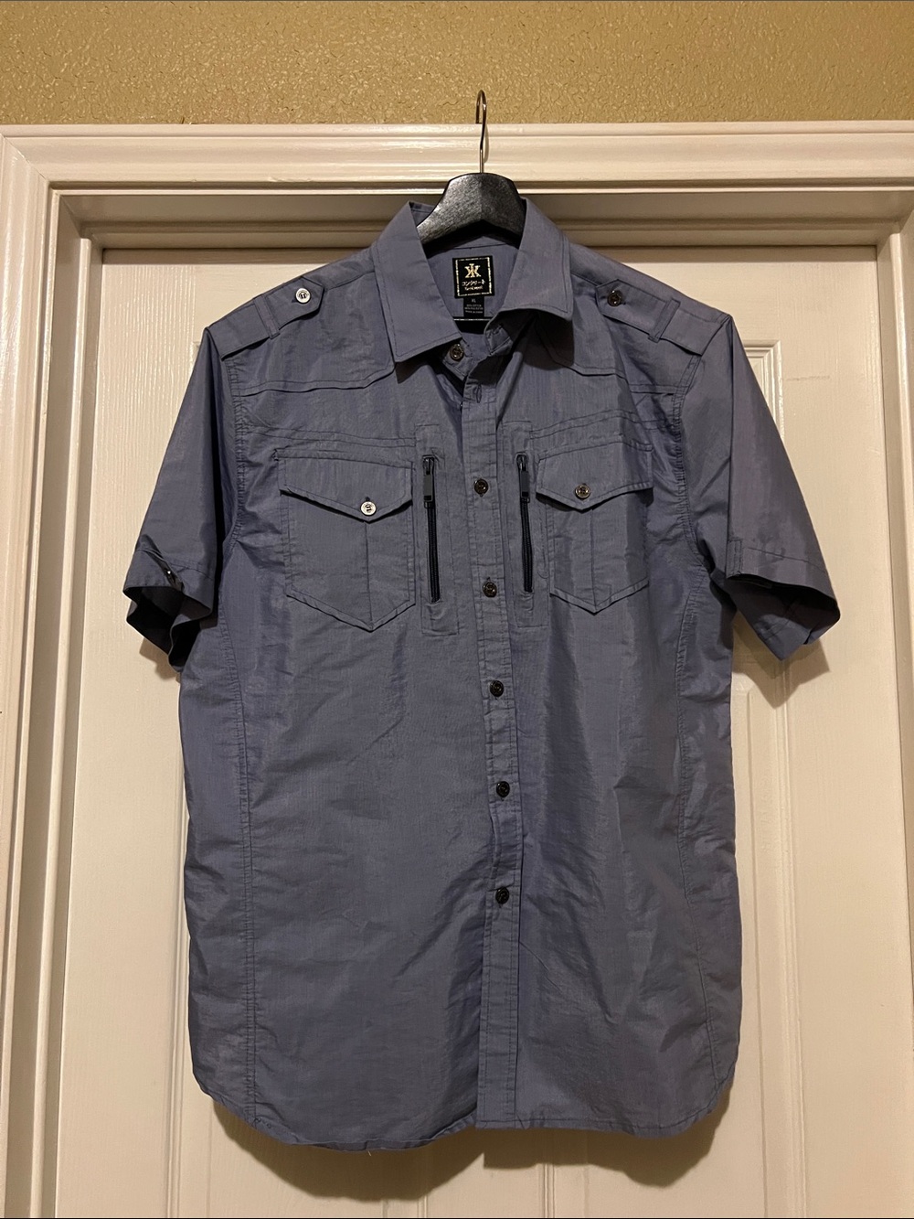 Vintage Konkreet Short Sleeve Button-Down Shirt- size XL, EUC *like new*